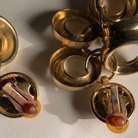 Elegant Gold Dangle Clip On Earrings - Picture 4 of 6